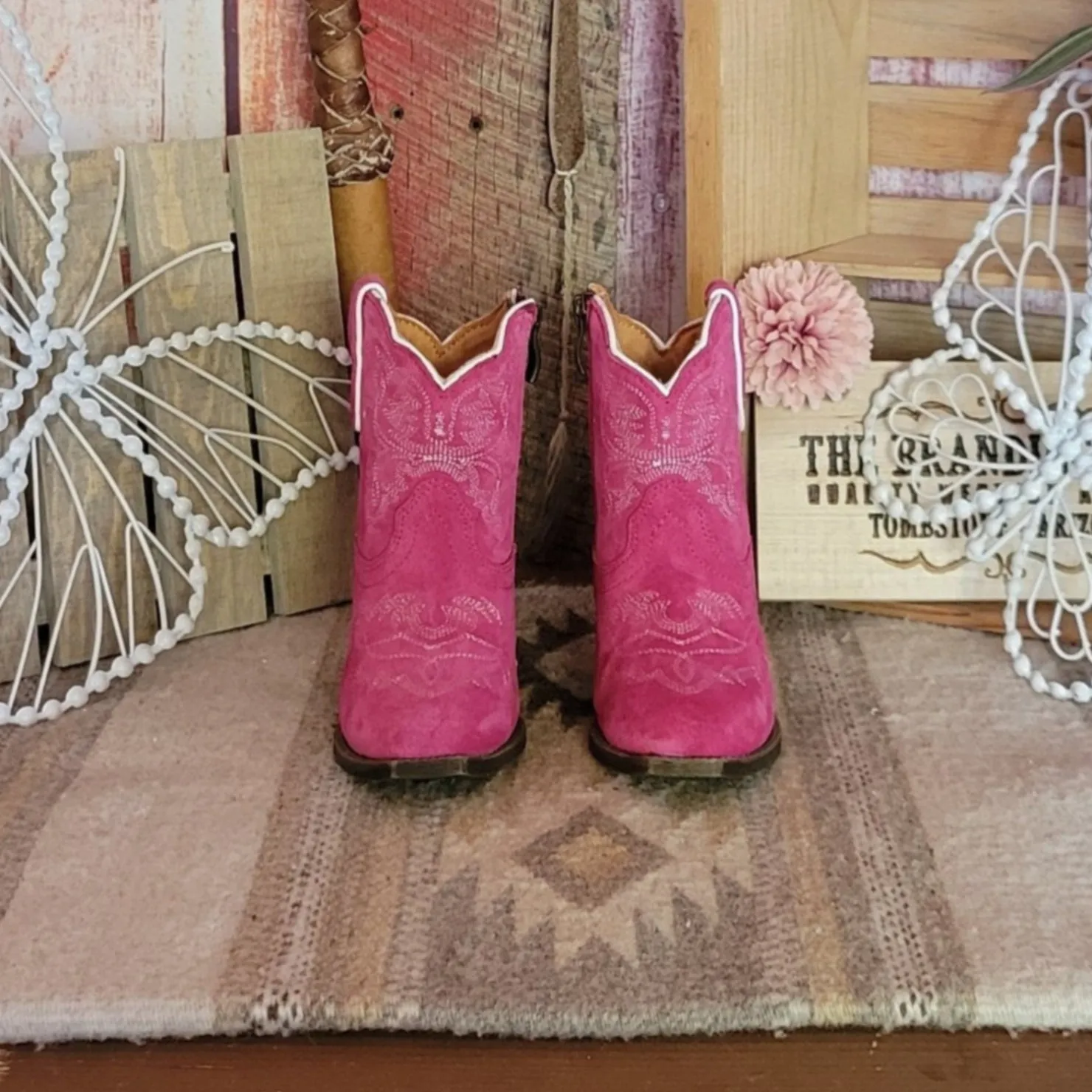 Kids' Leather Boots "Casanova" by Ariat  A441003729